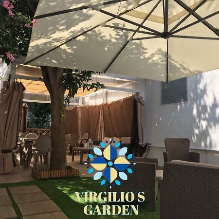 Virgilio'S Garden Bed & Breakfast Castellammare di Stabia Bagian luar foto
