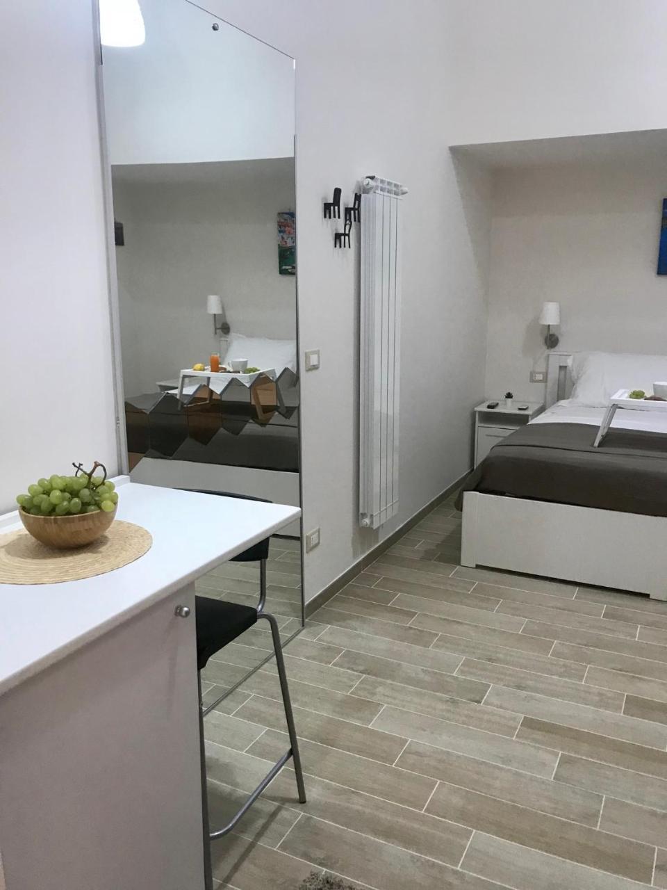 Virgilio'S Garden Bed & Breakfast Castellammare di Stabia Bagian luar foto