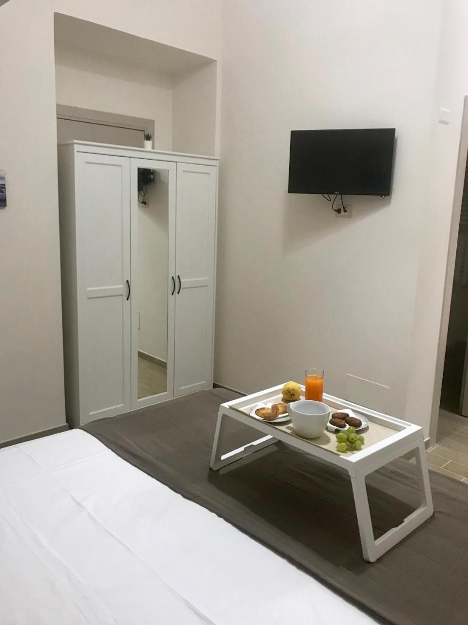 Virgilio'S Garden Bed & Breakfast Castellammare di Stabia Bagian luar foto