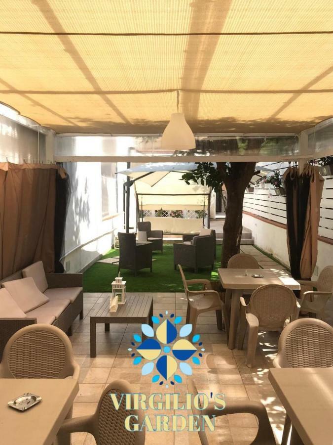 Virgilio'S Garden Bed & Breakfast Castellammare di Stabia Bagian luar foto